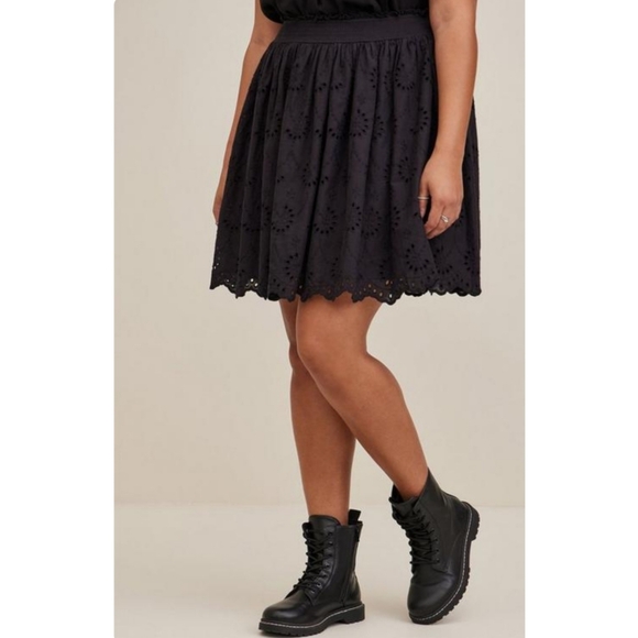 torrid Dresses & Skirts - NWT Torrid Black Embroidered Cotton Smocked Ruffle Skirt Size 1